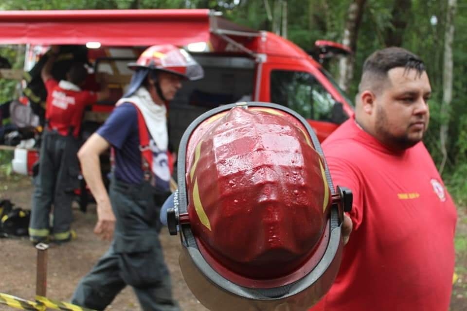 BOMBEIRO PROFISSIONAL CIVIL